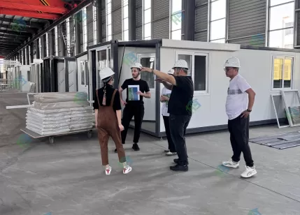 Australian customers conducted an on-site inspection! The production strength of our expandable container houses has been highly recognized.