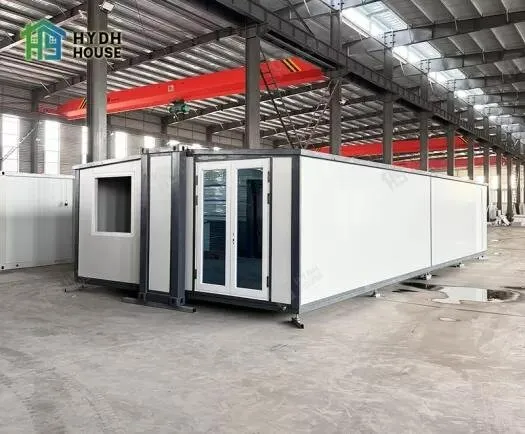 40ft Luxury Prefab Villa Mobile Expandable Container House with Custom Veranda